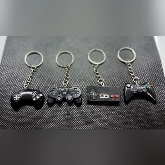 Custom Gamer Keychains - Picture 2 of 2